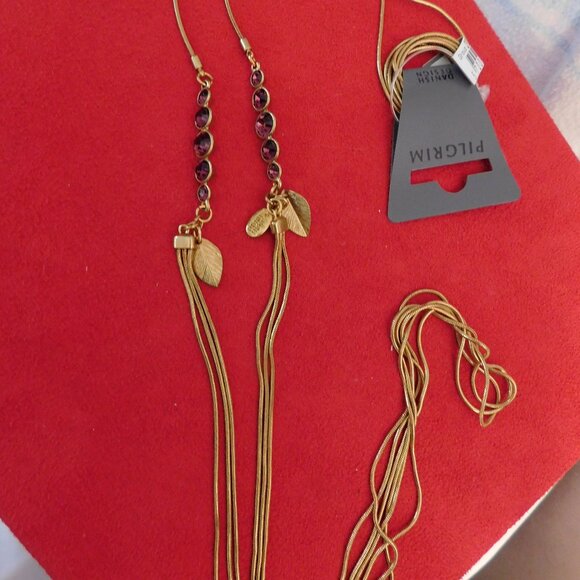 Ladies Pilgrim Necklace - Picture 2 of 5